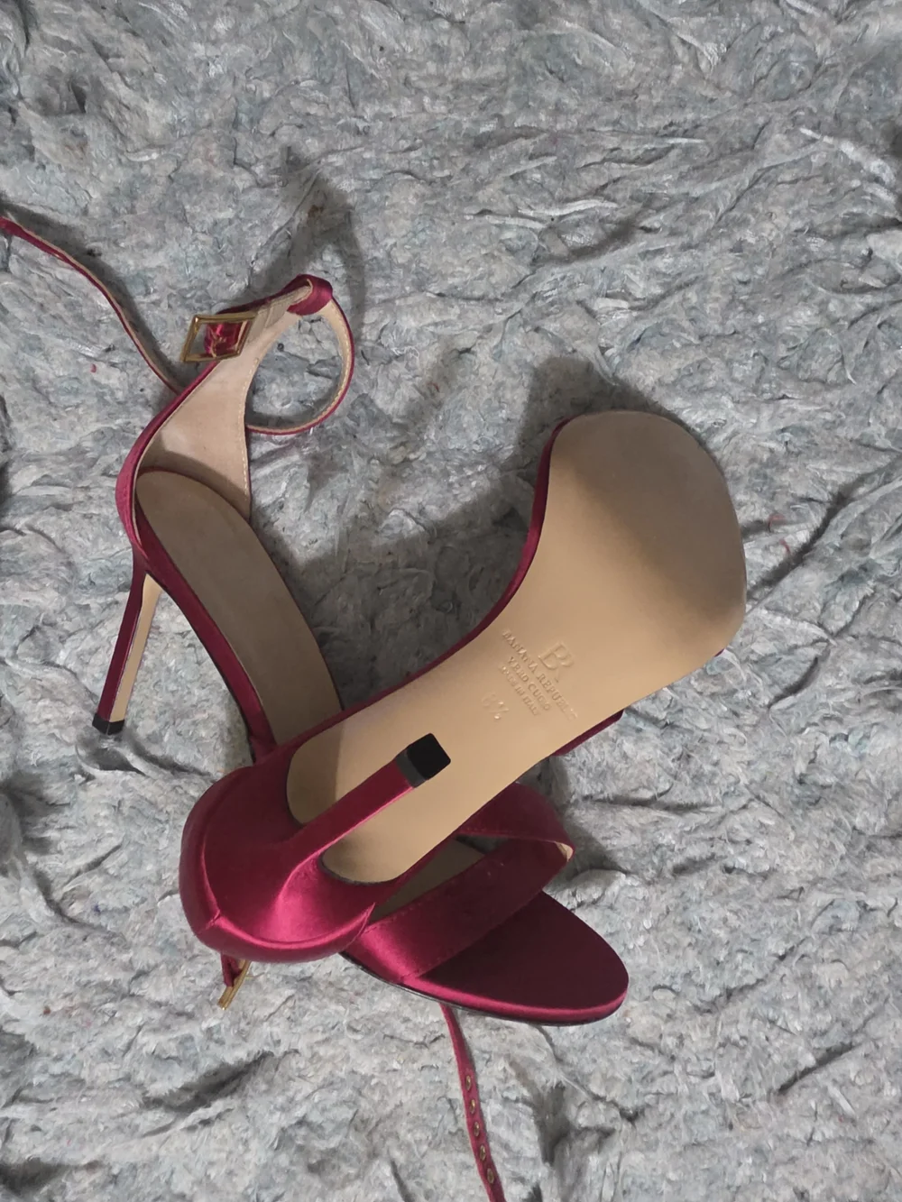 Banana Republic Fuchsia Satin Strappy Stiletto Heels